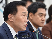 [포토] 바른미래당 최고위, 발언하는 손학규