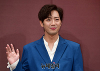 [포토] '평일 오후 세시의 연인'으로 안방 복귀하는 이상엽