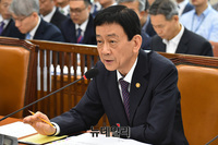 [포토] 답변하는 진영 행정안전부 장관
