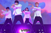 [포토] 신인그룹 '리미트리스' 타이틀 '몽환극'으로 가요계 데뷔