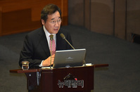 [포토] 답변하는 이낙연 국무총리