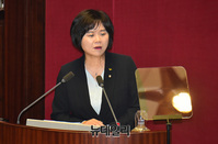 [포토] 비교섭단체 대표연설 하는 이정미 정의당 대표