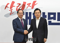 [포토] 한국교총 대표단 만난 황교안 자유한국당 대표