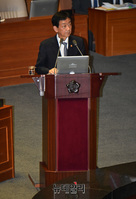 [포토] 국회 출석한 진영 행정안전부장관