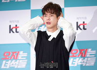 [포토] 배우 김관수 "저만 초능력이 없어요"