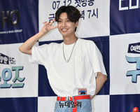 [포토] 패셔너블한 보이프렌드 출신 조광민