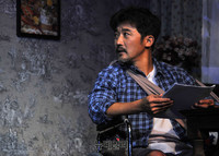 [포토] 연극 '미저리' 열연 펼치는 안재욱