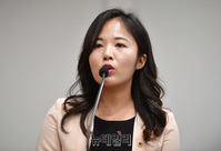 [포토] '이승만 서거 54주년 추모 세미나' 인사말하는 여명 시의원