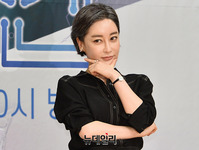 [포토] 배우 김혜은 "시크함 표현했어요"