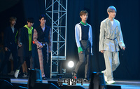 [포토] 데뷔 쇼케이스 입장하는 5인조 아이돌그룹 CIX