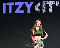 [포토] ITZY(있지) 채령 "첫 미니앨범으로 돌아왔어요"