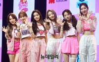 [포토] 신인걸그룹 '로켓펀치' 데뷔했어요