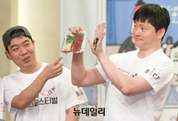 [포토] 육회 들고 나온 개그맨 김대범