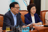 [포토] 발언하는 문병호 바른미래당 최고위원