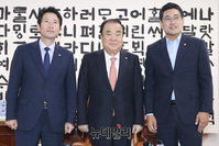 [포토] 회동 갖는 문희상 국회의장과 여야 원내대표