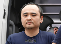 [포토] 맨 얼굴 드러낸 장대호 "흉악범이 양아치 죽인 것"