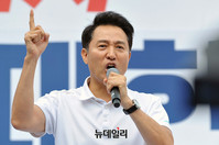 [포토] 한국당 장외집회 찾은 오세훈