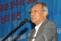 [포토] 발언하는 박관용 전 국회의장