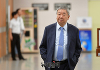 [포토] 재판 출석하는 구본능 희성그룹 회장