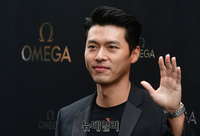 [포토] 코엑스에 등장한 현빈 "50주년 축하해요"