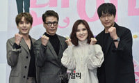 [포토] 화이팅하는 '노래에 반하다' 출연진