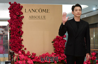 [포토] 스킨케어 이벤트에 참석한 정지훈