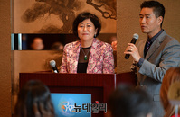 [포토] KCPAC 오찬행사, 인사말하는 김명혜 공동의장