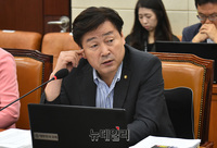 [포토] 의사진행 발언하는 기동민 민주당 의원