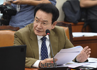 [포토] 질의하는 변재일 민주당 의원