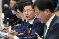 [포토] 국회 정무위 국감, 질의하는 김용태 의원