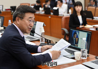 [포토] 국회 국토위 국감, 질의하는 윤호중