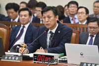 [포토] 국회 기재위 국감, 질문에 답하는 김영문 관세청장