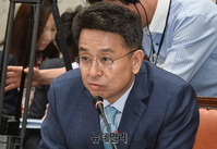 [포토] 질의하는 이철희 민주당 의원