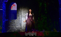 [포토] 뮤지컬 드라큘라, 노래하는 소냐