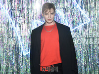 [포토] 모델 매튜, 다비드 조각상