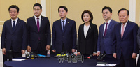 [포토] 선거법 개정안을 놓고 모인 여야 3당 원내대표