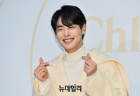 [포토] 사랑스런 빅톤 최병찬