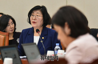 [포토] 답변하는 이정옥 여성가족부 장관