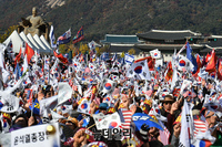 [포토] 문재인 퇴진 국민대회 '광화문은 태극기 물결' 