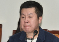 [포토] 입술깨문 이웅길 새터민라운지 대표