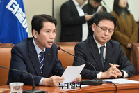 [포토] 모두발언하는 이인영 민주당 원내대표