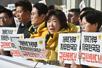 [포토] 패스트트랙법 즉각 통과 정의당 비상행동, 발언하는 심상정