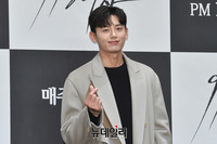 [포토] 훈훈한 비주얼 지닌 배우 이지훈