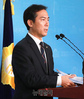 [포토] 불출마 선언하는 김영우 자유한국당 의원