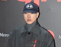 [포토] 오혁 "남성 매거진 연말 행사왔어요"