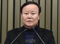 [포토] 모두발언하는 김재원 한국당 신임 정책위의장