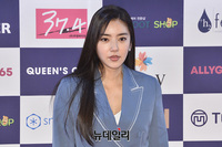 [포토] 손담비 "대한민국 베스트 스타상 시상식 왔어요"