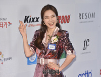 [포토] 트롯가수 김나희, 흥 넘치는 포즈