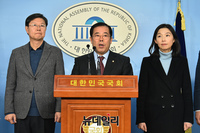 [포토] 박성중 "불공정 보도 삼진아웃제 도입하겠다"