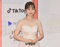 [포토] 미소가 아름다운 배우 김슬기
